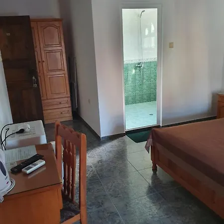 къщаперла Готель