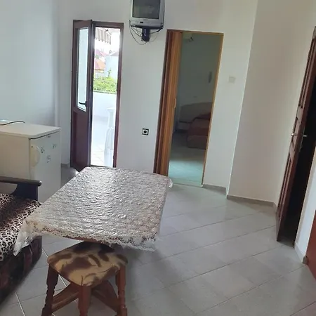 къщаперла Готель 2*