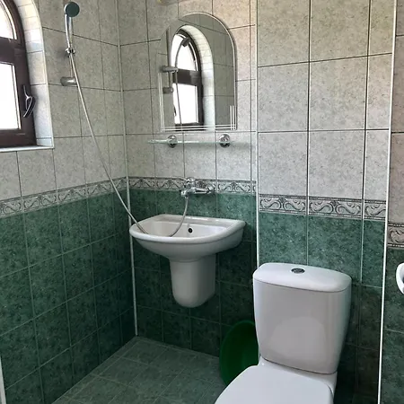 къщаперла 2*