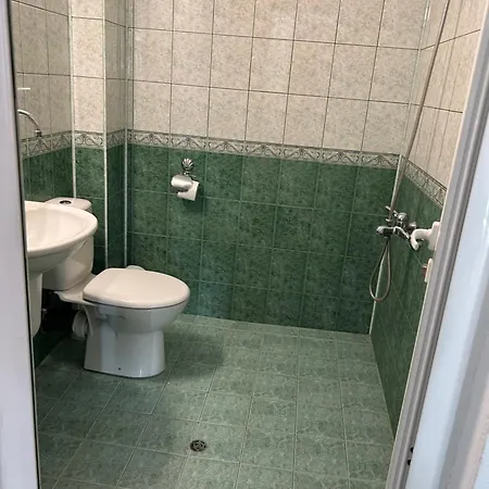 къщаперла 2*