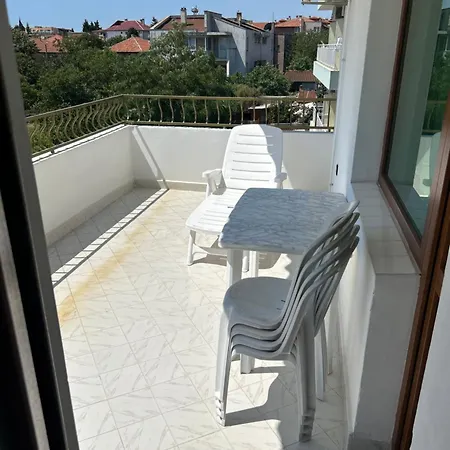 къщаперла 2*