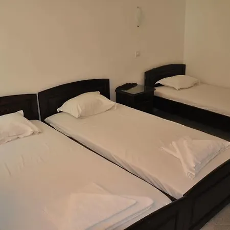 къщаперла 2* Равда