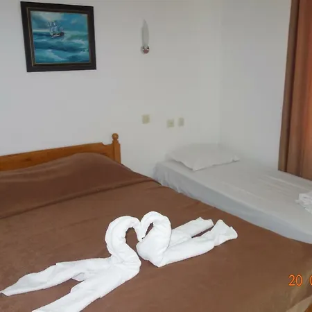 къщаперла Готель Равда