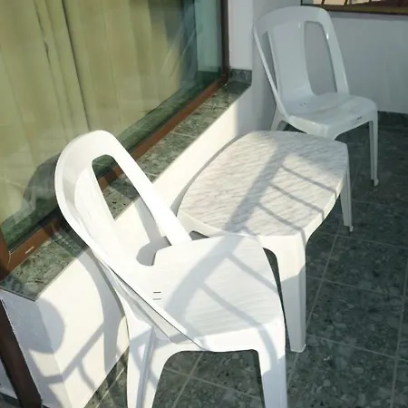 къщаперла Готель 2*