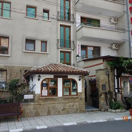Hotel къща