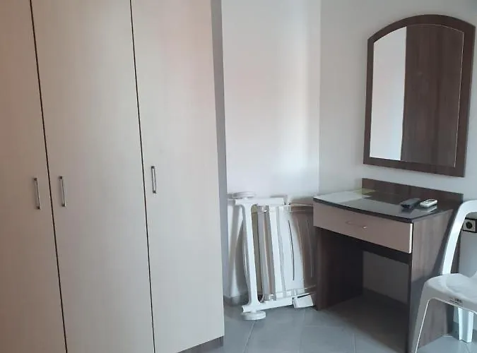 Отель къщаперла