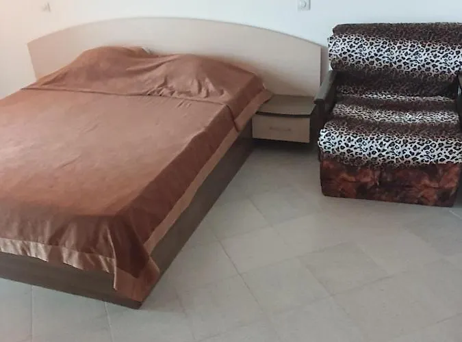 къщаперла Отель 2*