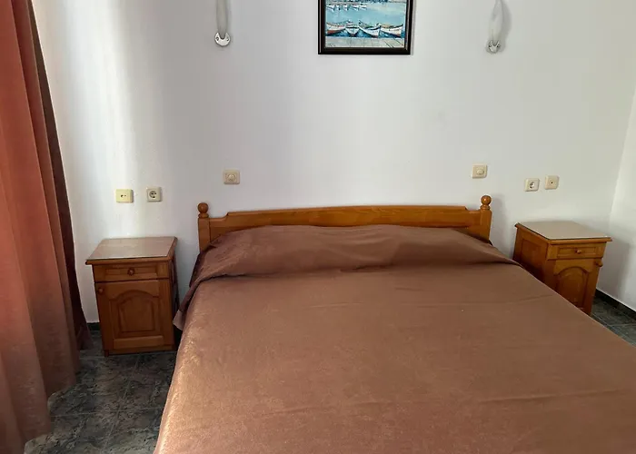 къщаперла 2* Равда