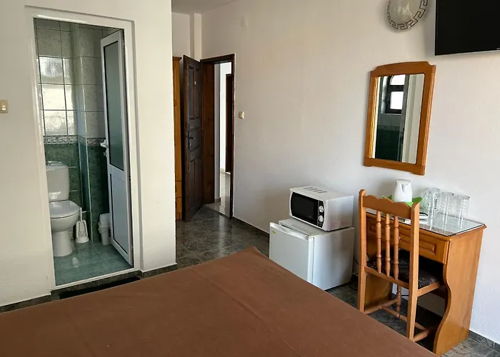 къщаперла 2* Равда