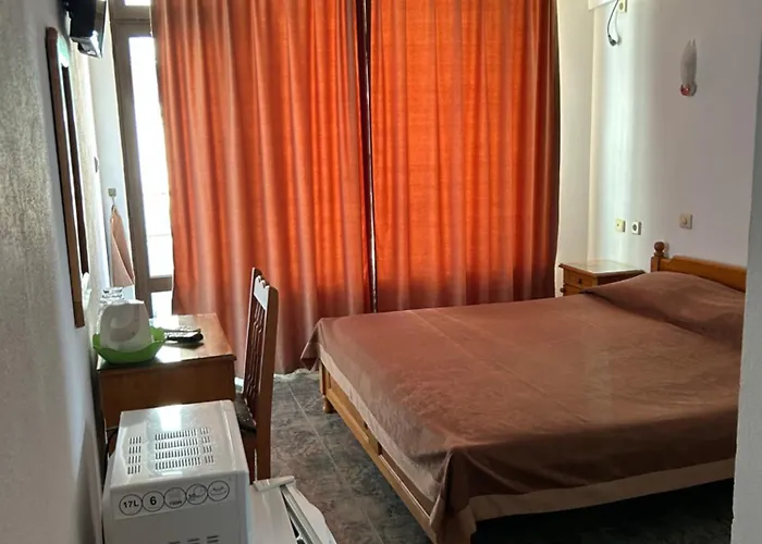 Отель къщаперла 2*