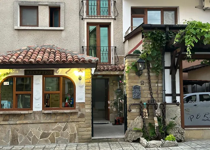 Отель къщаперла