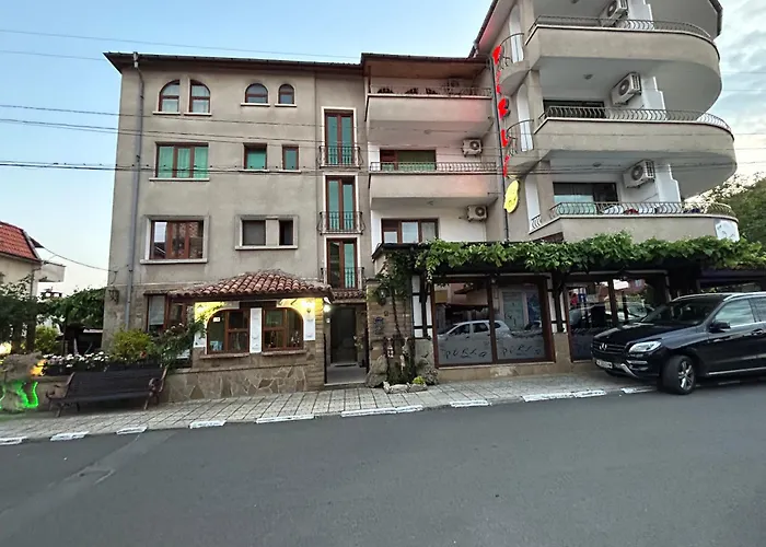 къщаперла 2*