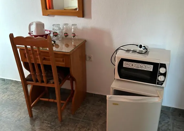 Отель къщаперла 2*