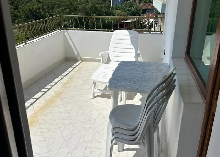 къщаперла 2*