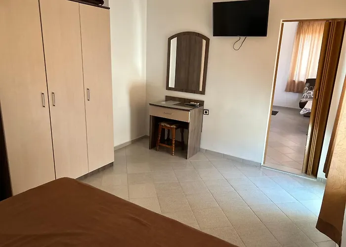 къщаперла 2* Равда