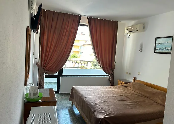 къщаперла Отель 2*