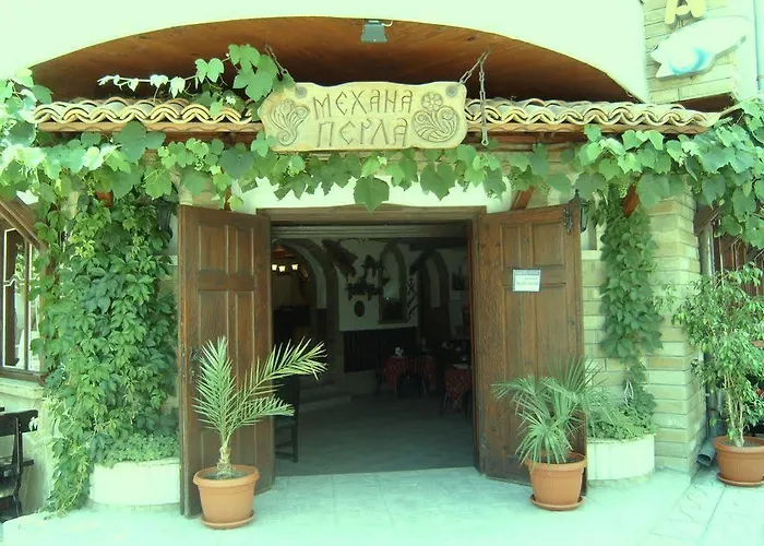 Отель къщаперла 2*